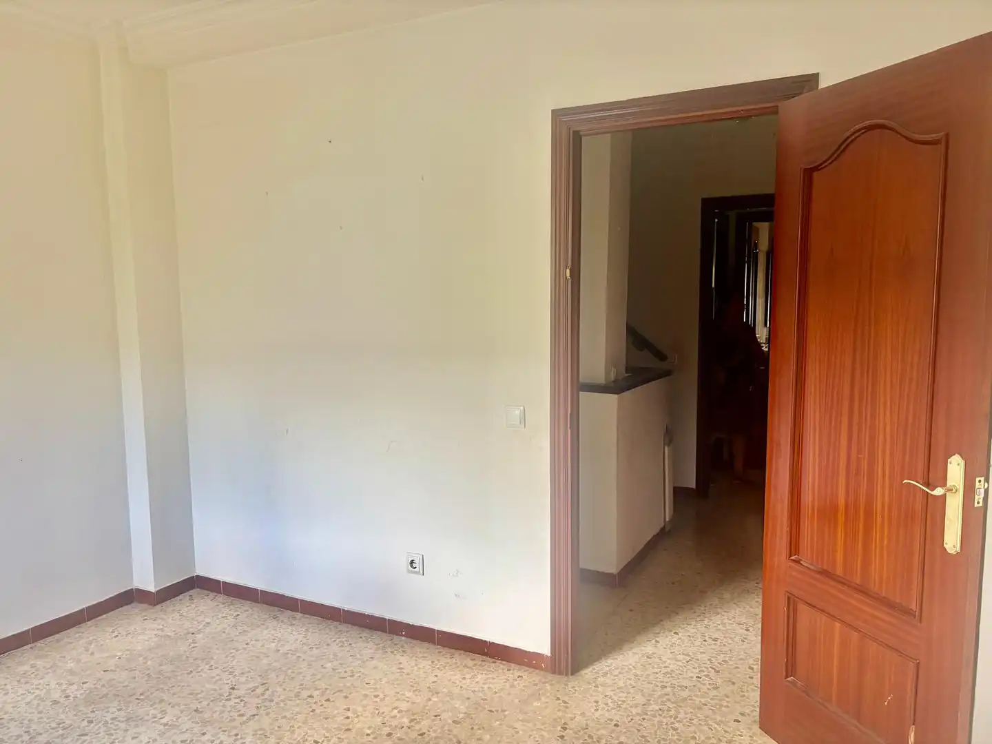 Casa adosada en venta en Calle San Hermenegildo, San Julián