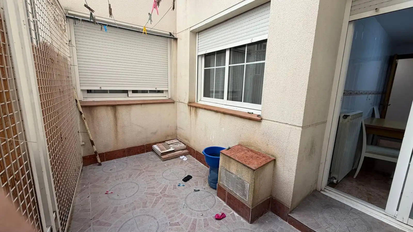 Terraza de Piso para compartir en La Almunia de Doña Godina  con Calefacción, Terraza y Amueblado