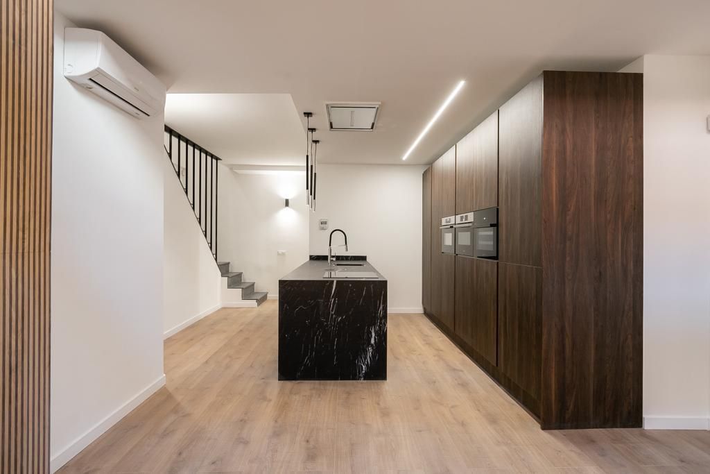 Cocina de Piso en venta en  Barcelona Capital con Aire acondicionado, Calefacción y Parquet