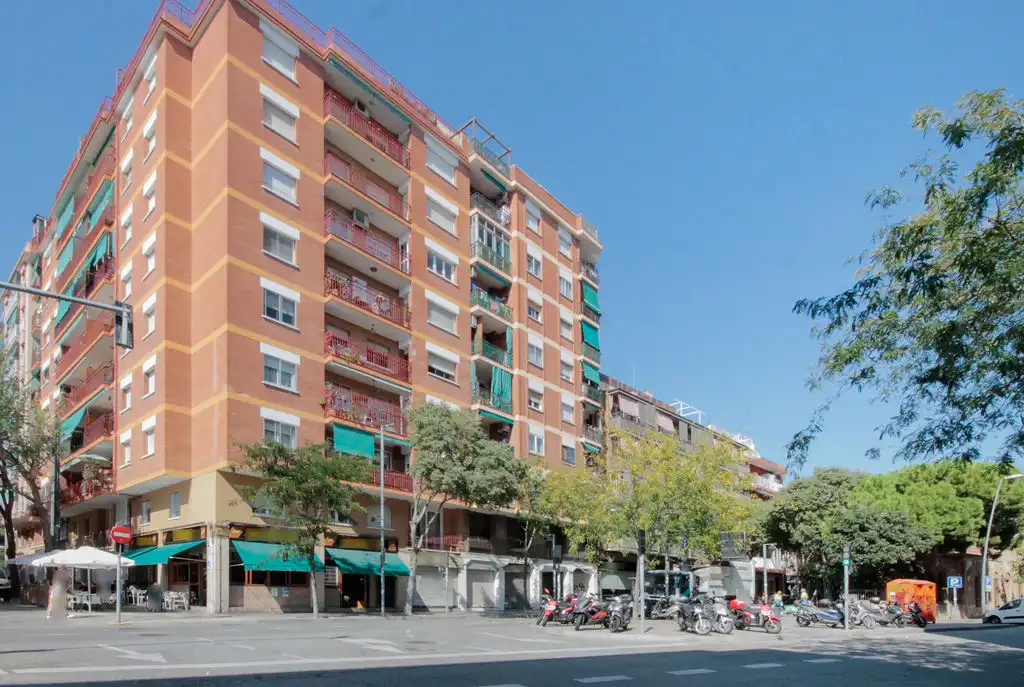 Außenansicht von Geschaftsraum zum Verkauf in Badalona