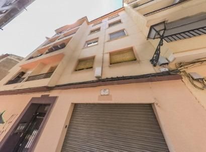 Vista exterior de Piso en venta en  Zaragoza Capital con Terraza y Balcón