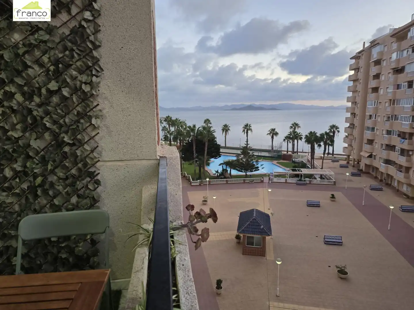 Habitación de Ático de alquiler en La Manga del Mar Menor con Aire acondicionado, Terraza y Amueblado