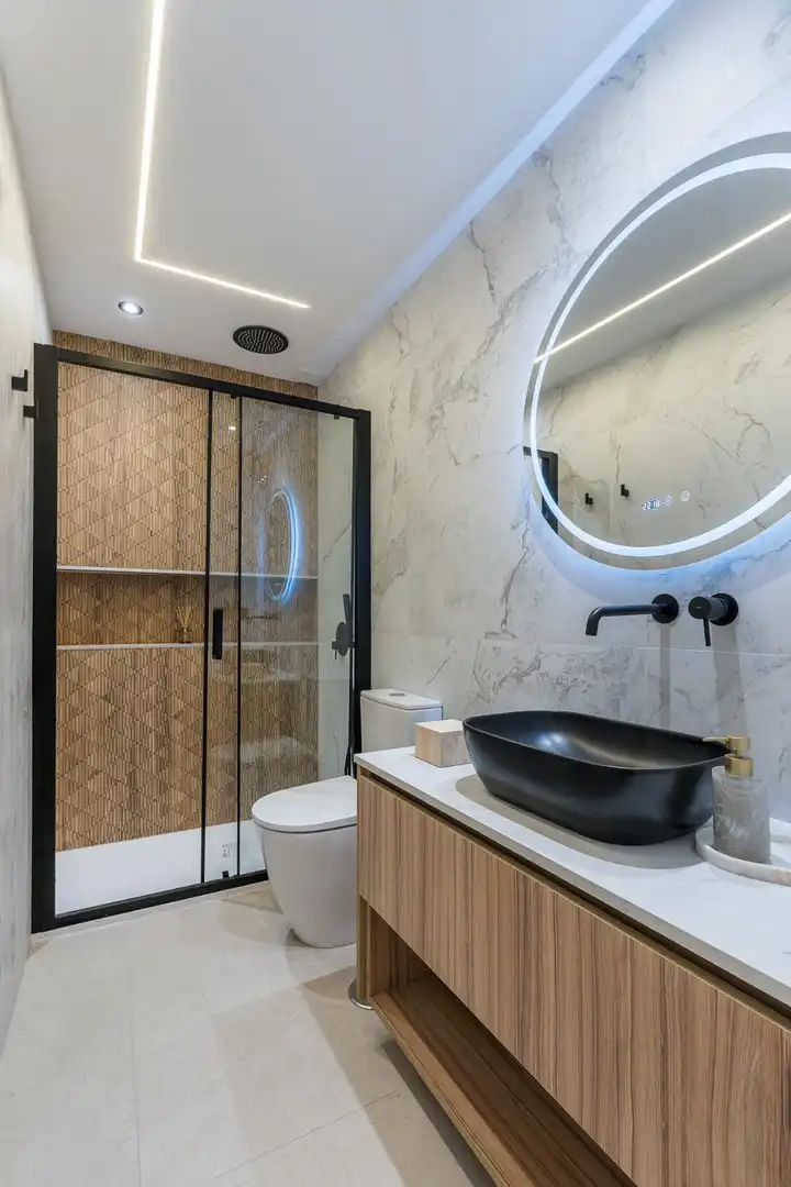 Baño de Planta baja en venta en Granada con Jardín privado, Amueblado y Piscina comunitaria