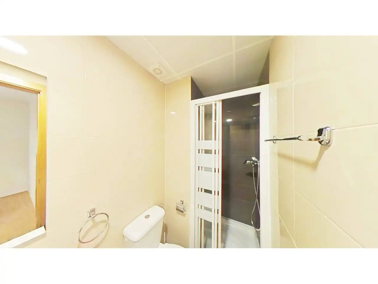 Bathroom of Flat for sale in Aranjuez  with Storage room