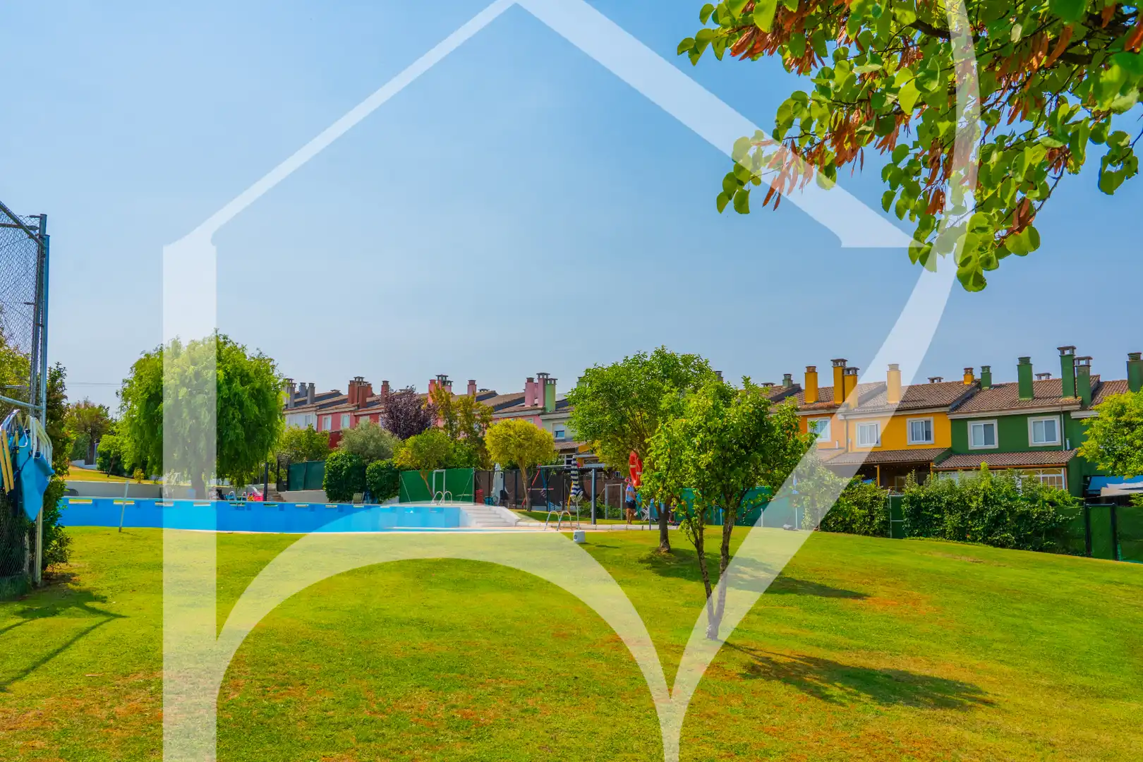 Exterior view of Detached homes for sale in Carrascal de Barregas  with Heating, Private garden and Community pool