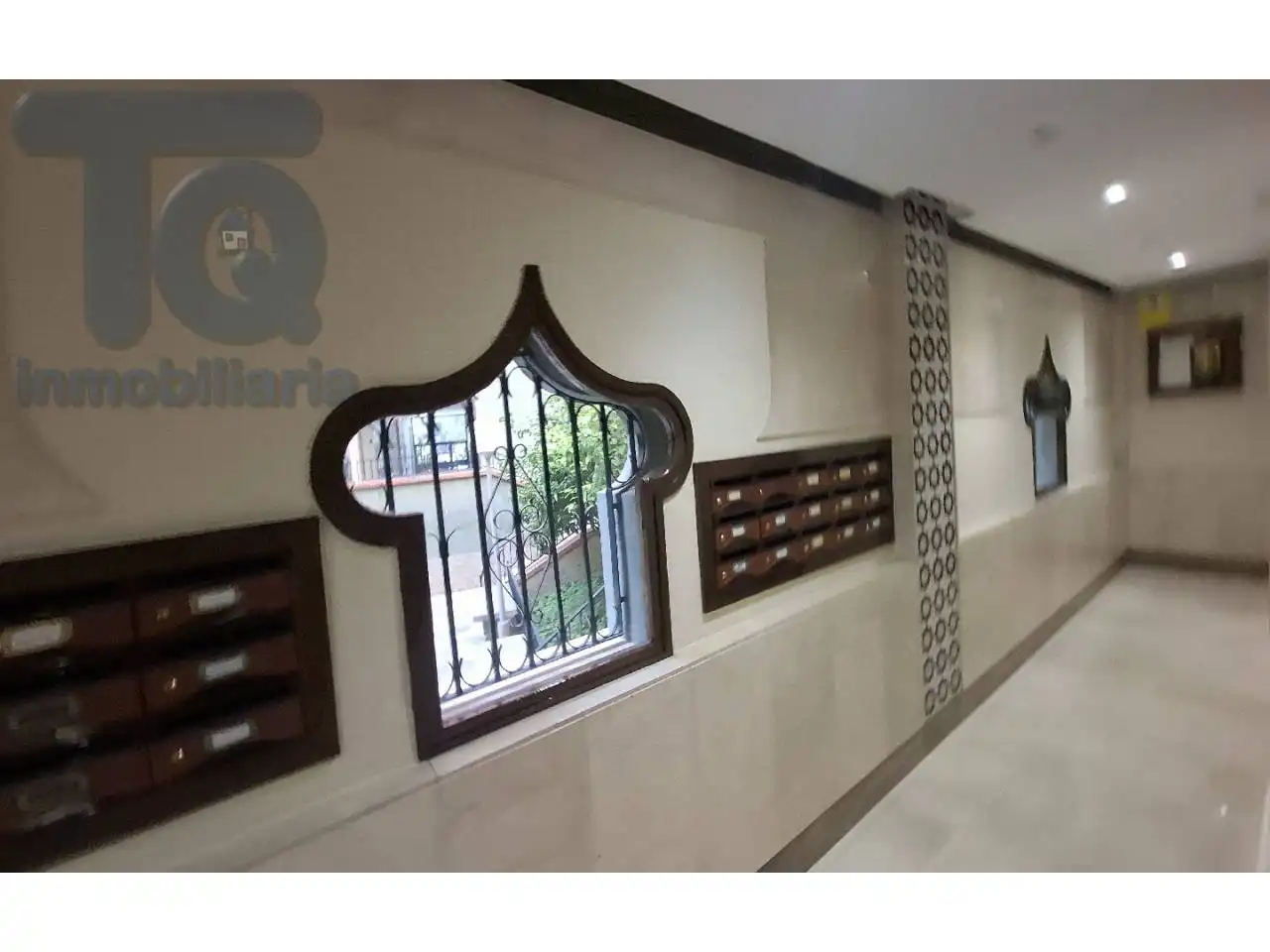 Flat for sale in Granada  with Heating and Alarm