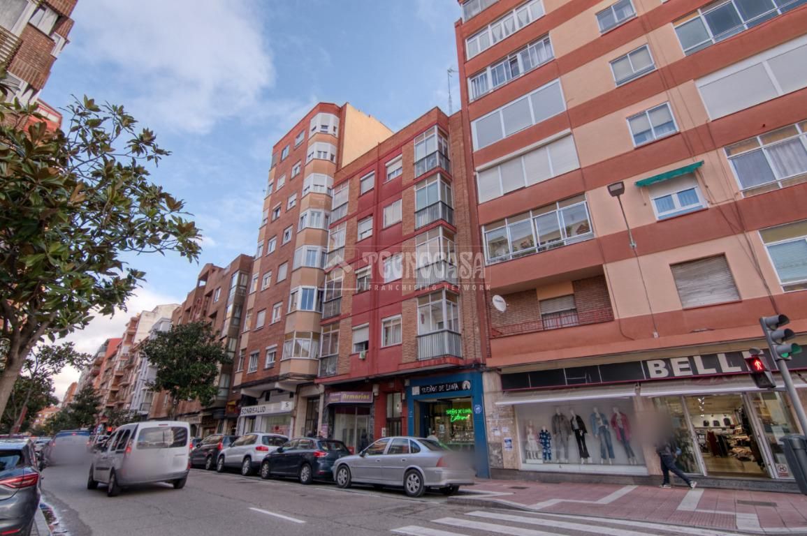 Piso en venta en Delicias