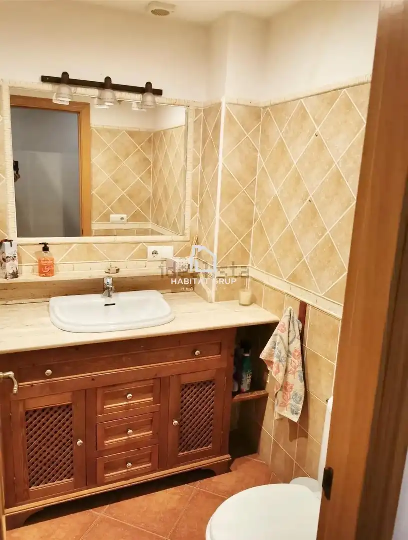Baño de Piso en venta en Sant Lluís con Aire acondicionado, Calefacción y Terraza