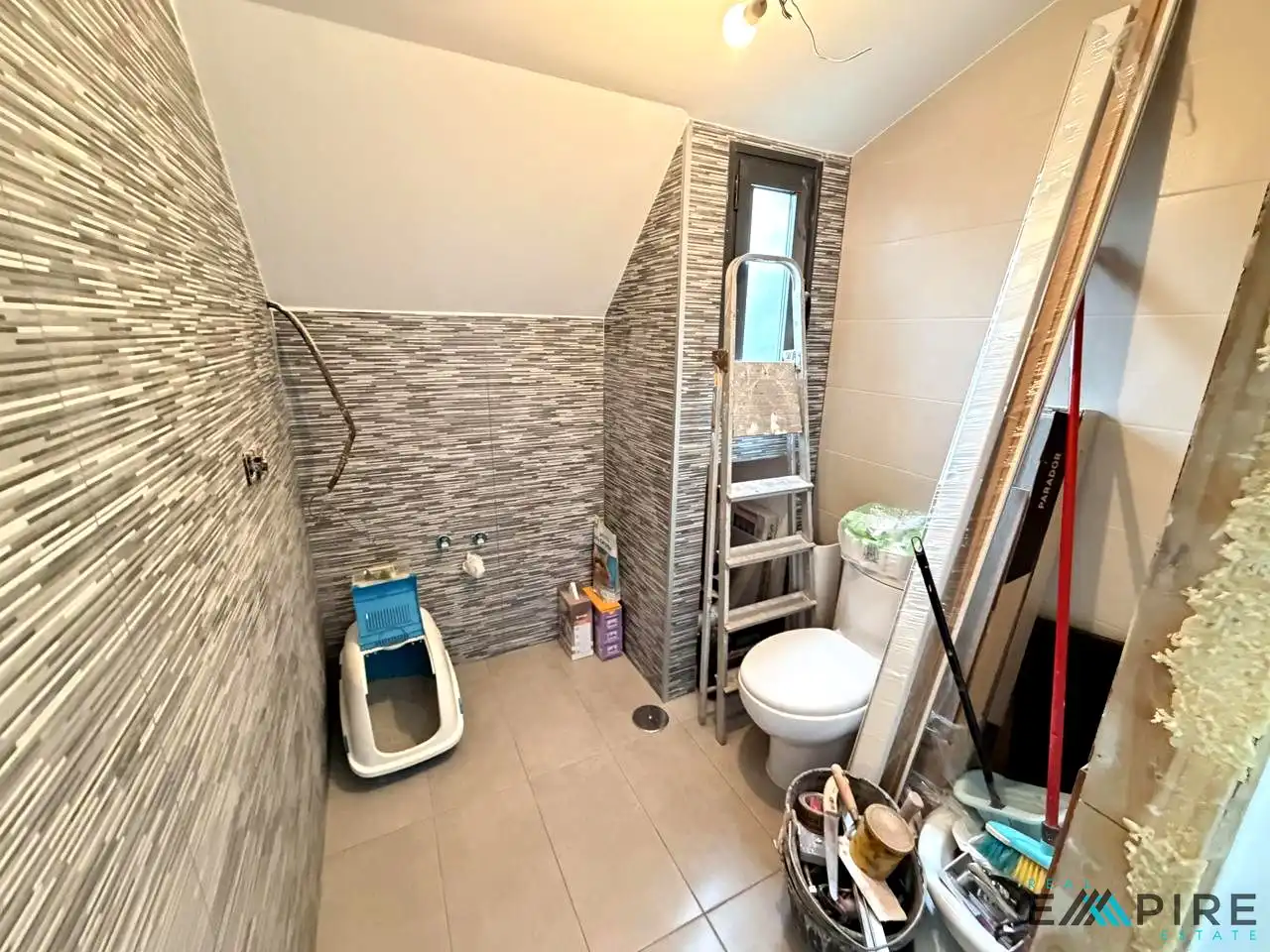 Baño de Piso en venta en El Viso de San Juan con Aire acondicionado, Calefacción y Amueblado