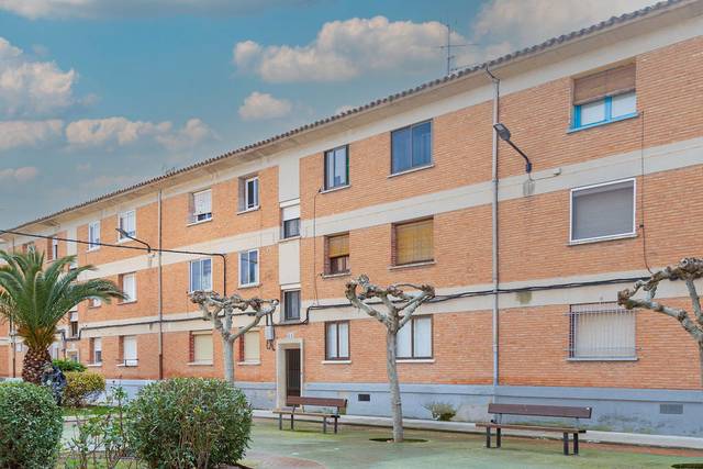 Piso en Venta en C/ Bonifacio García Menéndez en Ejea de los Caballeros