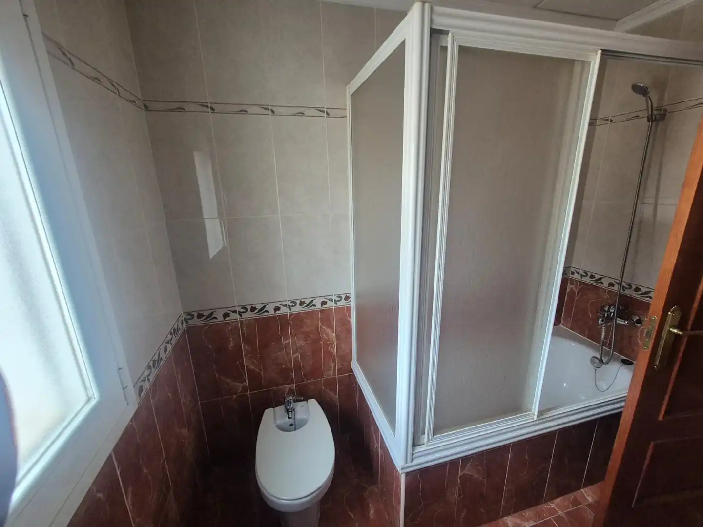 Bathroom of Houses for sale in Salobre