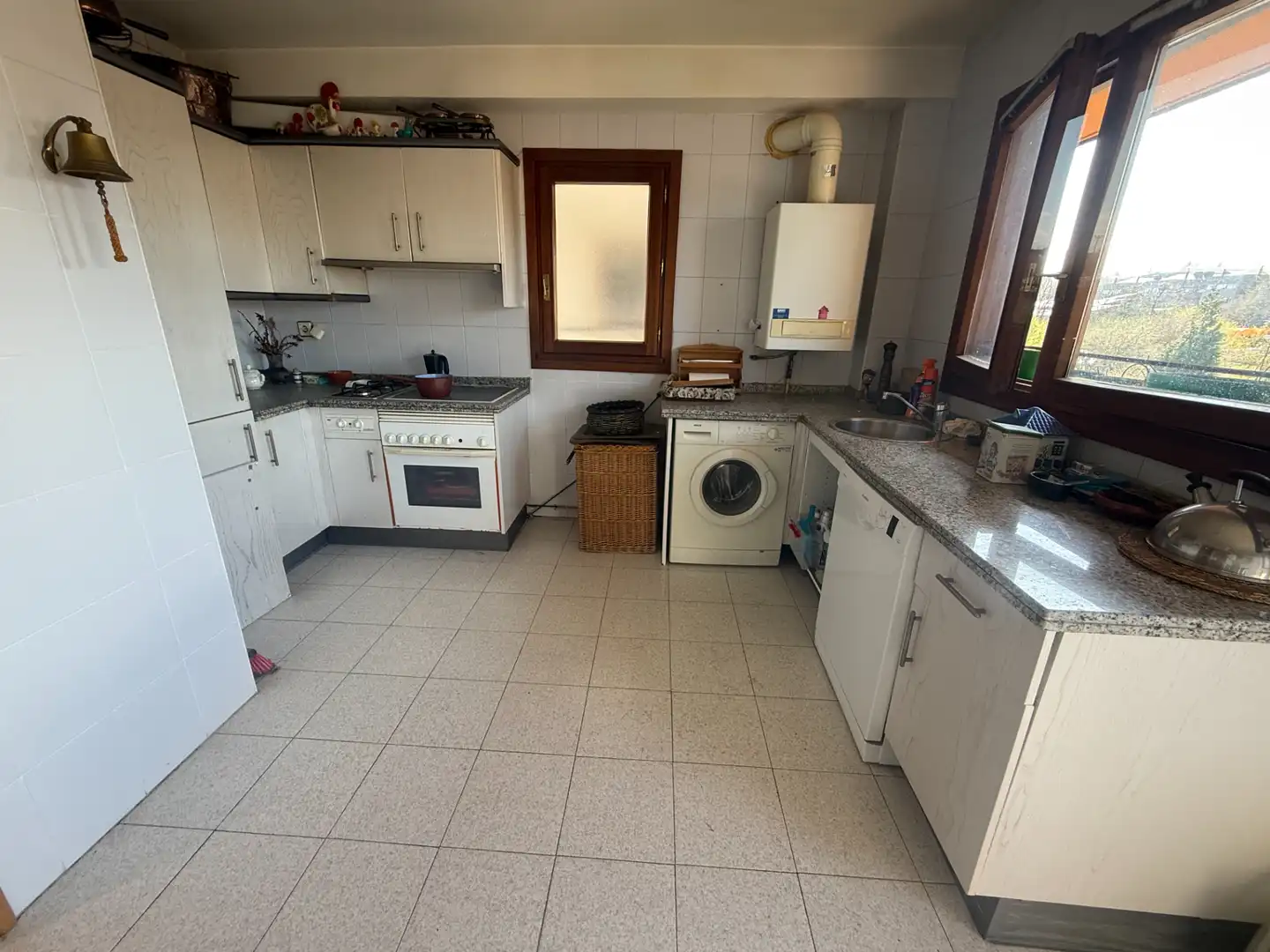 Kitchen of Attic for sale in Oviedo   with Heating and Storage room
