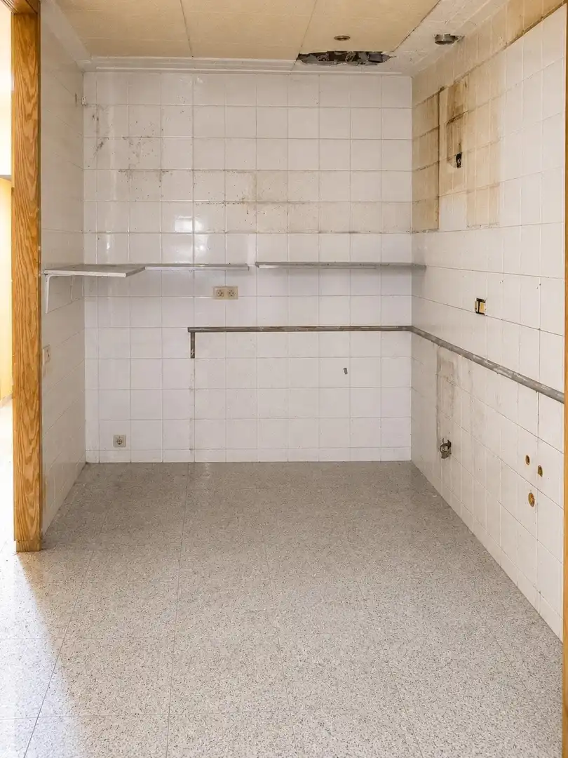 Kitchen of Flat for sale in Blanes