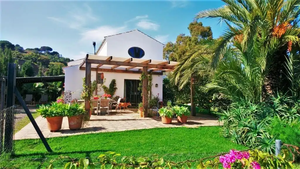 Casa con piscina en venta en Selwo, imagen 3