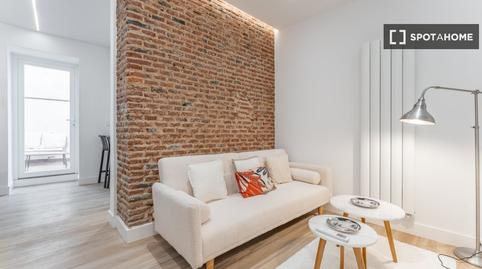 Foto 5 de Piso de alquiler en Fuente del Berro,  Madrid Capital