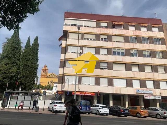 Piso en Alquiler en Avenida de las Ollerías en Ollerías - San Cayetano