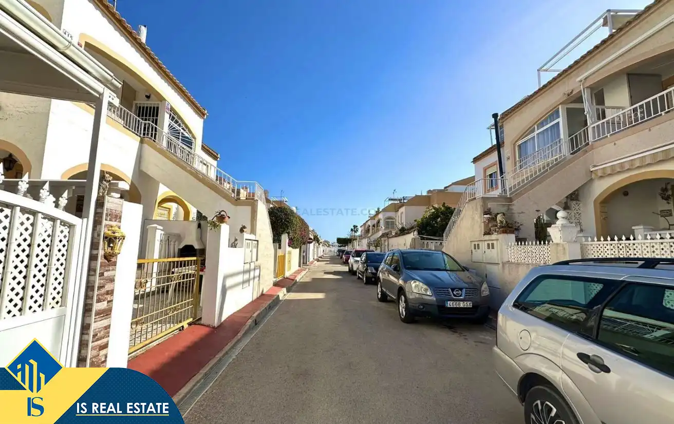 Bungalow with pool for sale in Zona Carrefour - Urbanizaciones, imagen 40