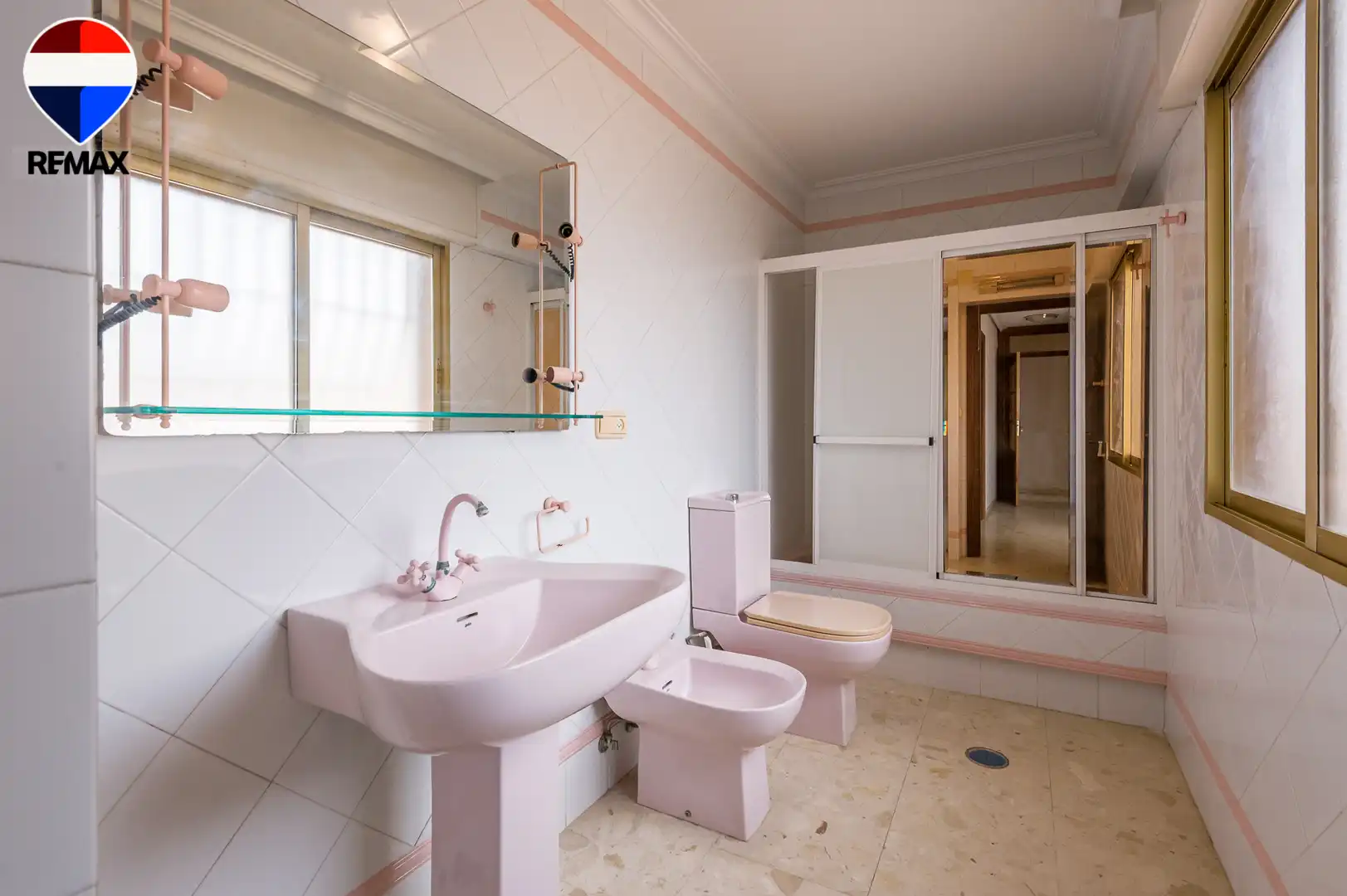 Bany de Casa o xalet en venda en Sant Joan d'Alacant amb Aire condicionat, Jardí privat i Terrassa