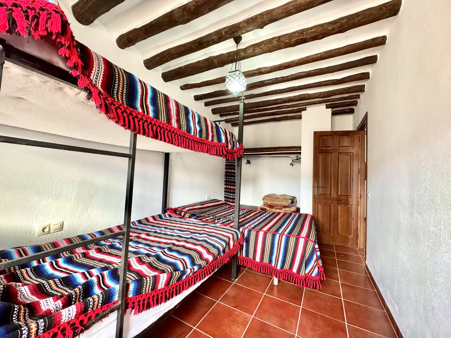 Bedroom of Buildings for sale in Juviles  with Alarm