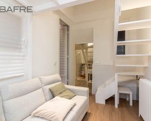 Living room of Study to rent in  Madrid Capital  with Air Conditioner and Heating