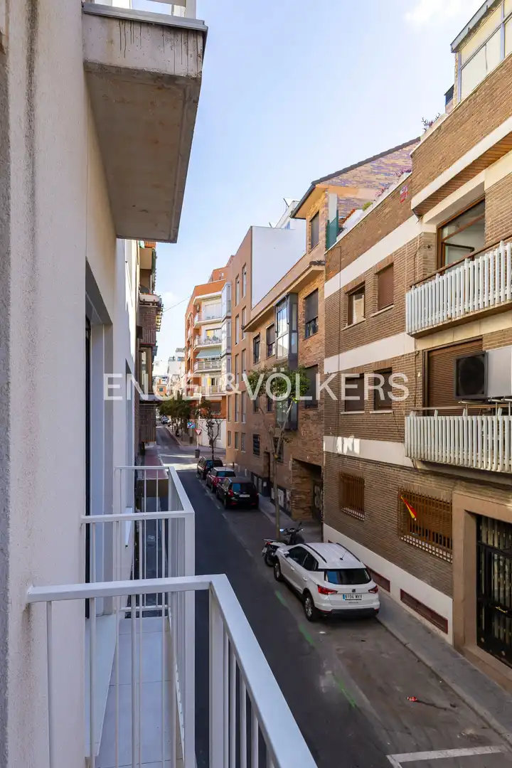 Piso de alquiler en Juan de la Hoz, Guindalera