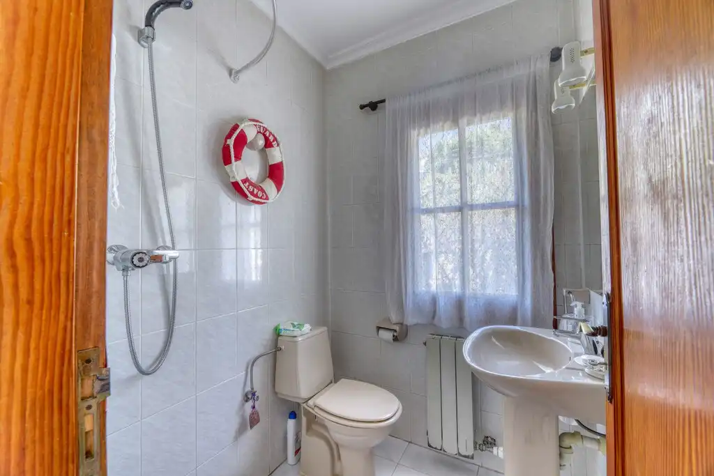 Bathroom of Houses for sale in Calvià  with Air Conditioner, Private garden and Terrace