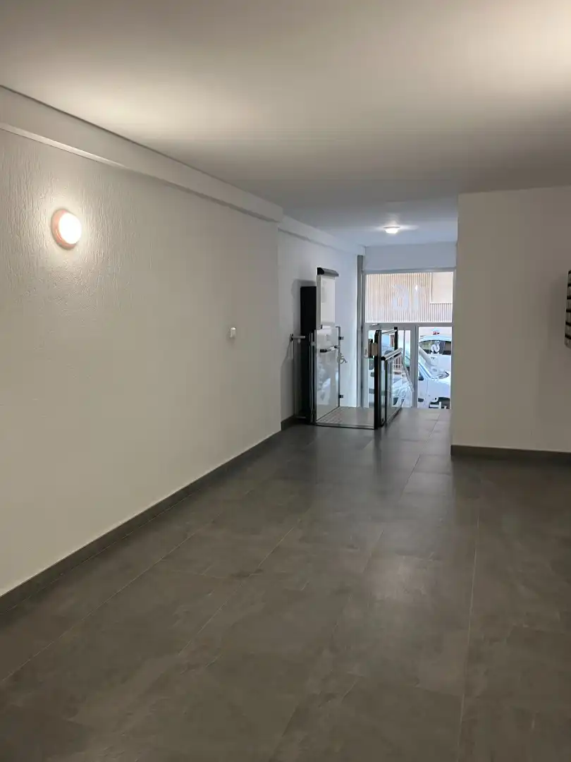 Piso con terraza en venta en Carrer dels Terradets, imagen 3