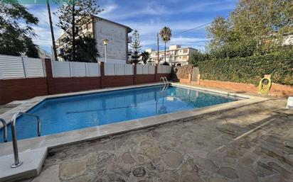 Piscina de Pis en venda en El Vendrell amb Aire condicionat, Calefacció i Terrassa