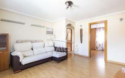 Living room of Flat for sale in Azuqueca de Henares  with Air Conditioner and Terrace