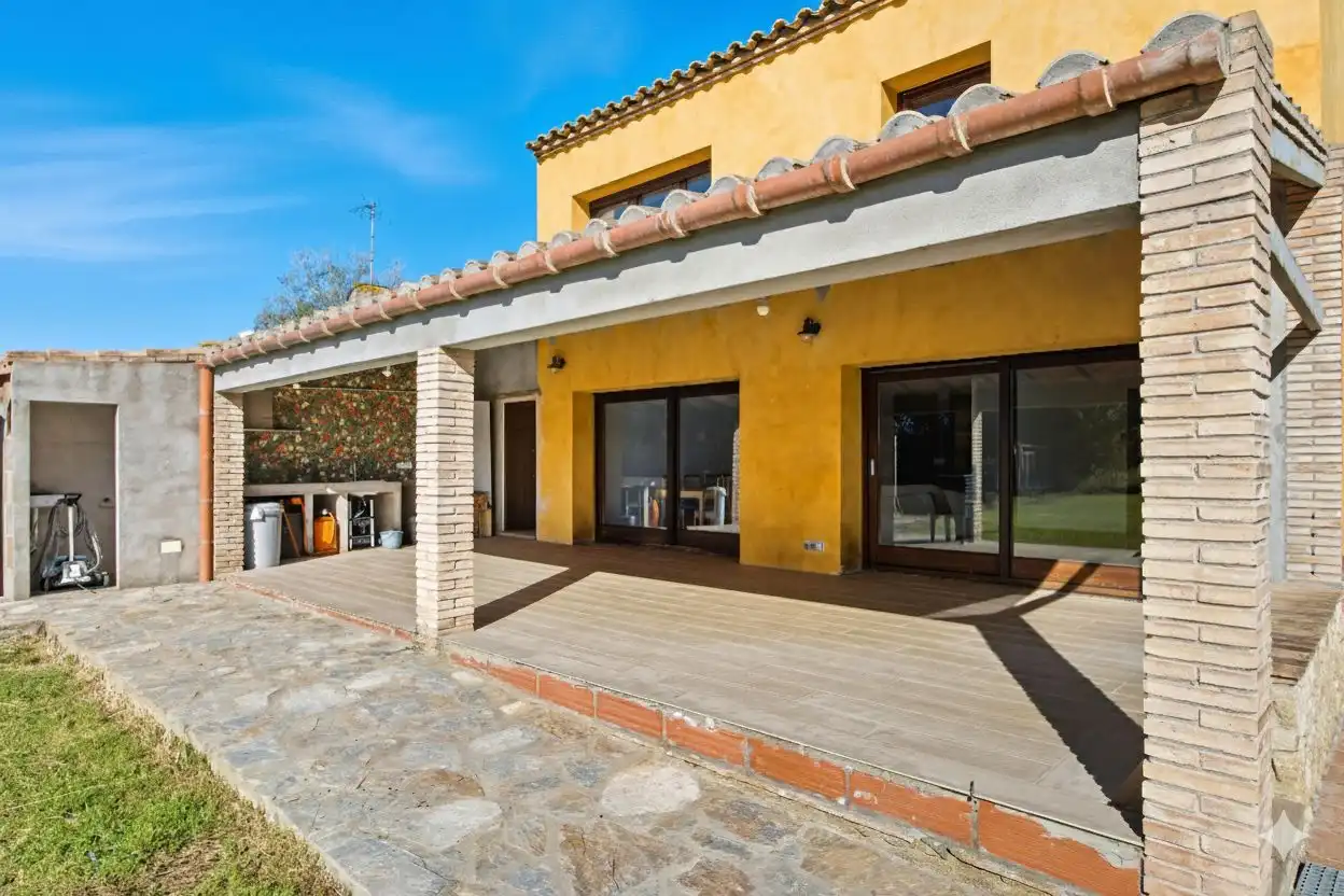 Exterior view of Country homes for sale in Garrigàs  with Private garden, Terrace and Swimming Pool