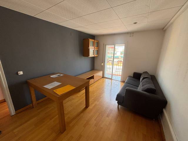 Piso en Venta en Carrer de l'Olivera en El Poble Sec - Parc de Montjuïc