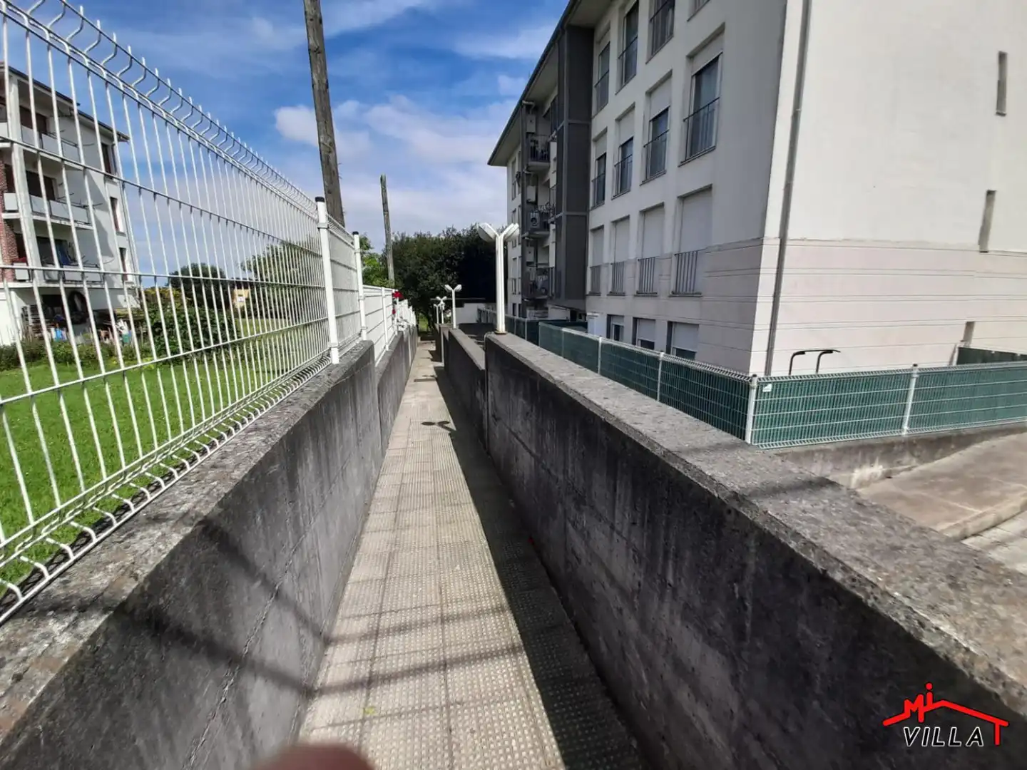 Exterior view of Ground floor for sale in Bárcena de Cicero  with Heating, Storage room and Furnished