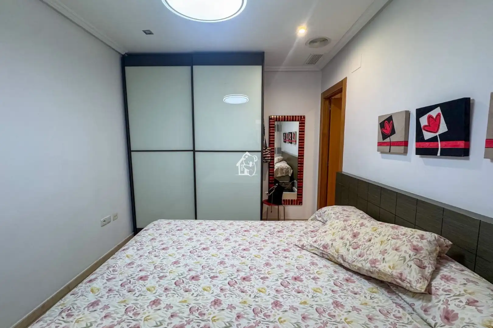 Habitación de Apartamento en venta en Elche / Elx con Aire acondicionado, Terraza y Amueblado