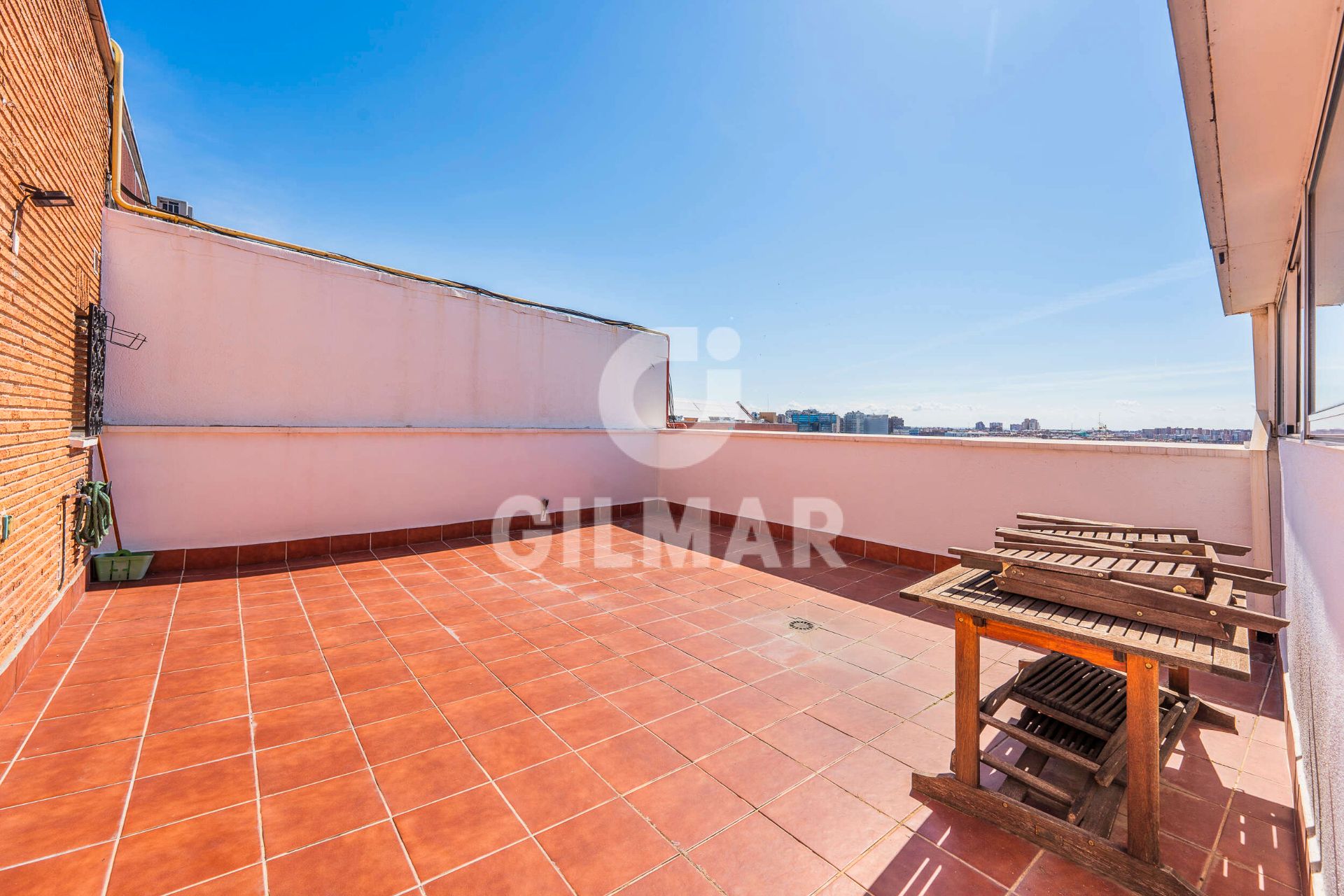Terrace of Flat for sale in  Madrid Capital  with Air Conditioner, Heating and Parquet flooring