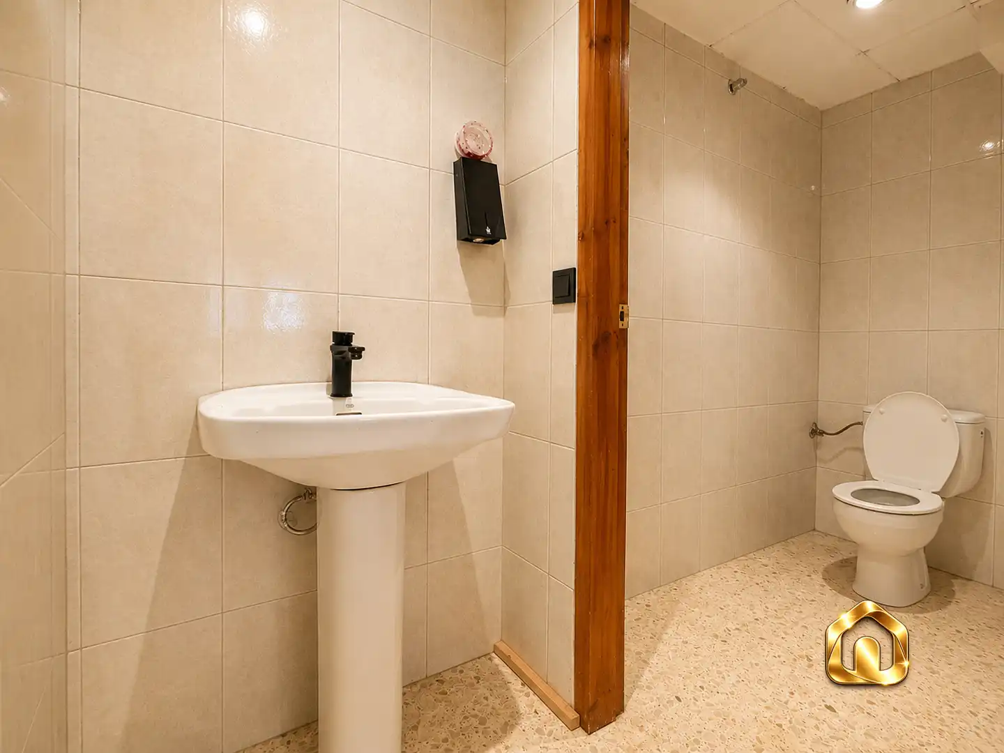 Local comercial en venta en Carrer de Joaquim Mir 56, imagen 9