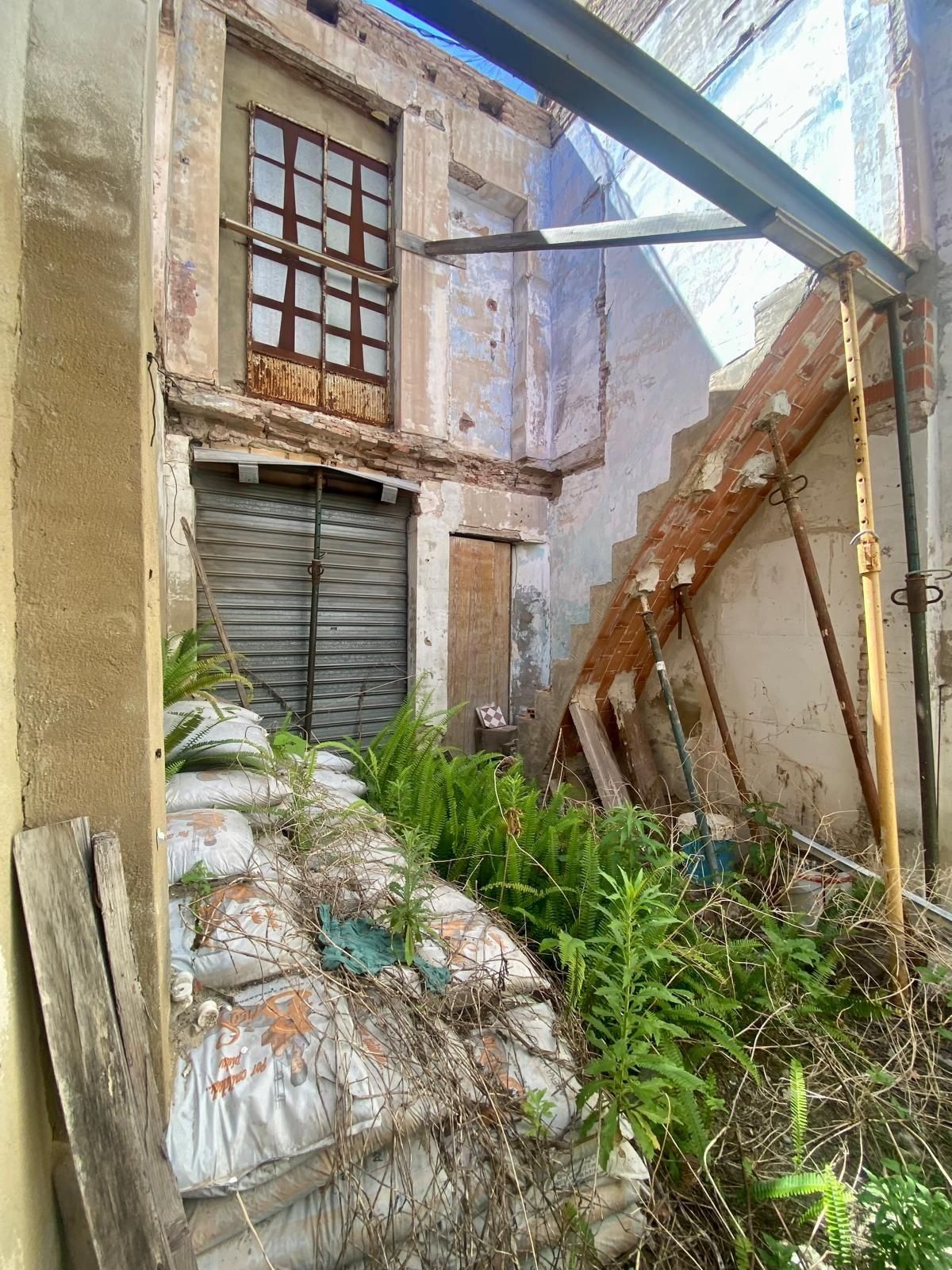 Single-family semi-detached for sale in  Valencia Capital