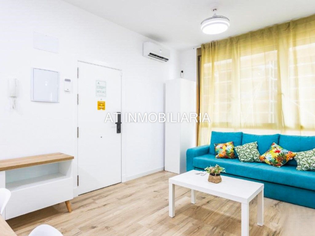 Bedroom of Apartment for sale in  Cádiz Capital  with Air Conditioner