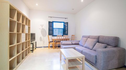 Foto 2 de Apartamento en venta en San Gil, Sevilla Capital