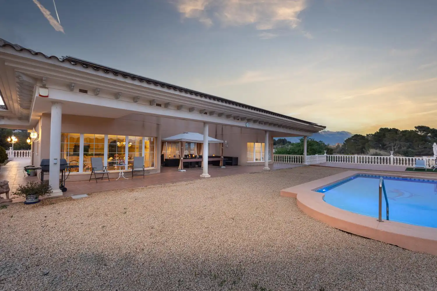Piscina de Casa o chalet en venta en L'Alfàs del Pi con Aire acondicionado, Jardín privado y Terraza