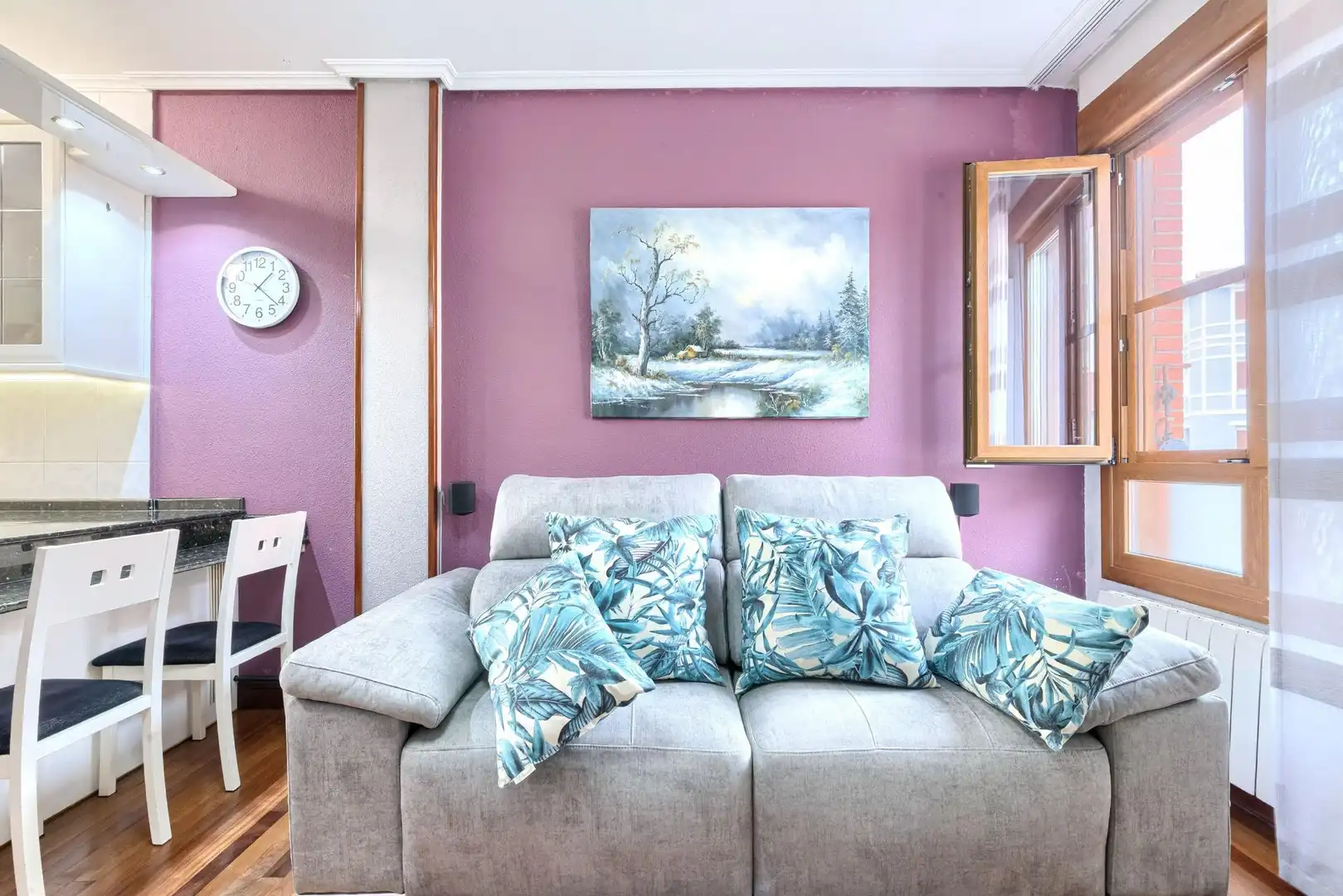 Sala de estar de Apartamento en venta en Barakaldo  con Calefacción, Trastero y Amueblado