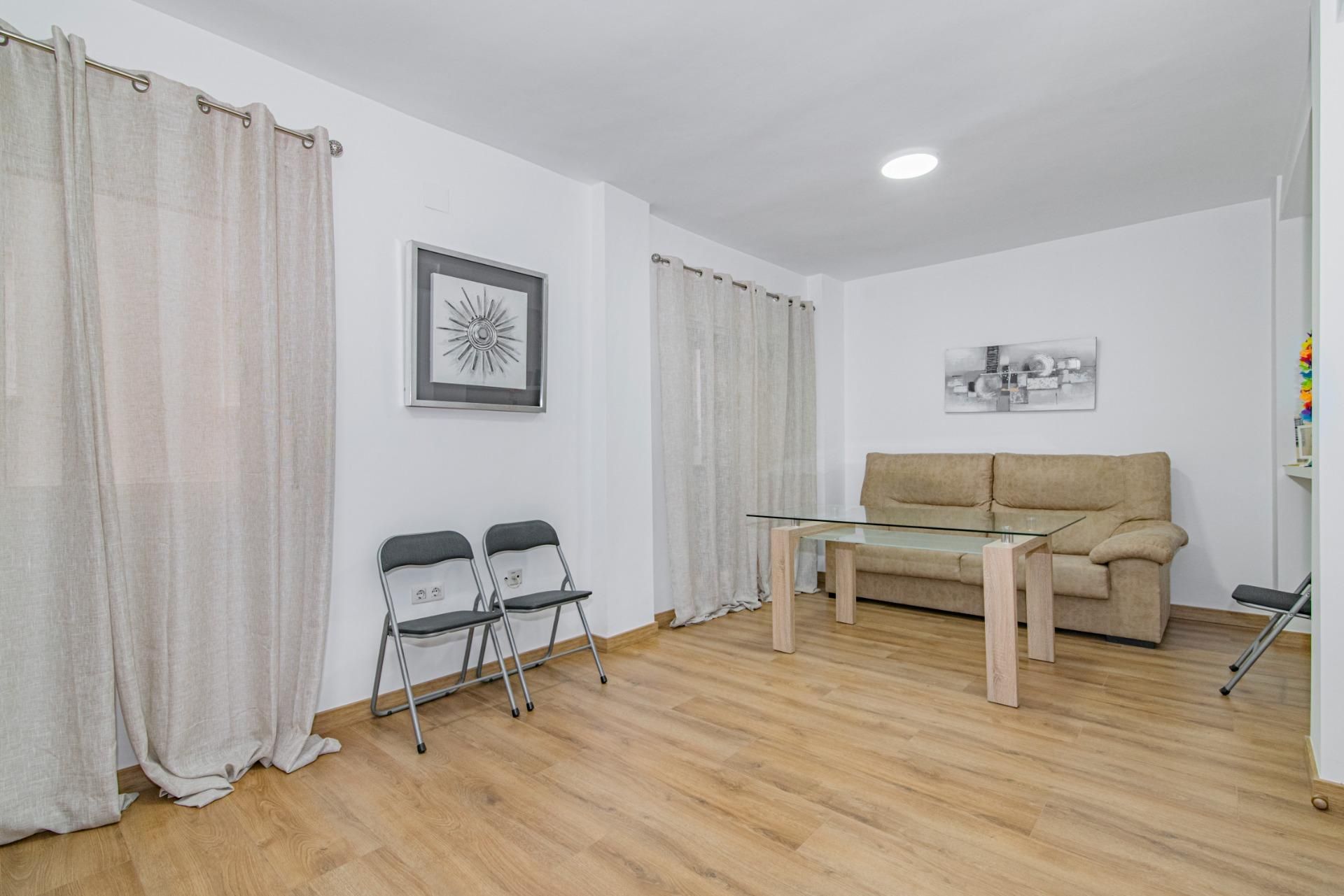Flat for sale in Barrio de Zaidín