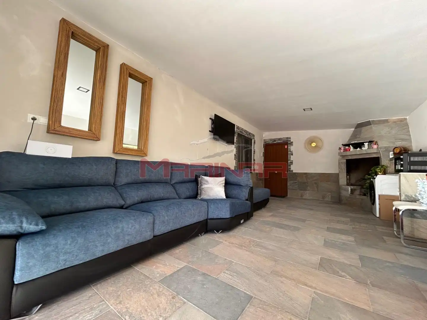 Sala d'estar de Casa o xalet en venda en Colmenar de Oreja amb Aire condicionat, Calefacció i Jardí privat