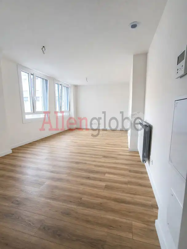 Wohnzimmer von Wohnung zur Miete in Gijón  mit Heizung und Abstellraum
