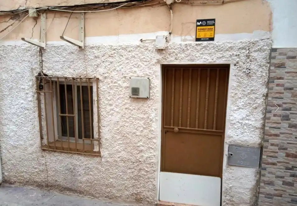 Casa en venta en Avenida CRUZ DE LA MAGDALENA 18, imagen 3