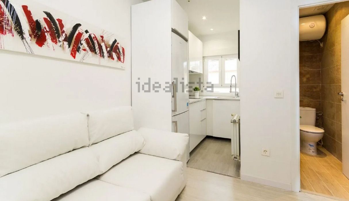Bedroom of Flat for sale in  Madrid Capital  with Air Conditioner, Heating and Parquet flooring