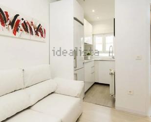 Bedroom of Flat for sale in  Madrid Capital  with Air Conditioner, Heating and Parquet flooring