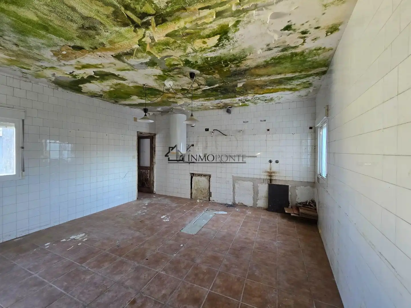 Kitchen of Flat for sale in Vilagarcía de Arousa  with Terrace
