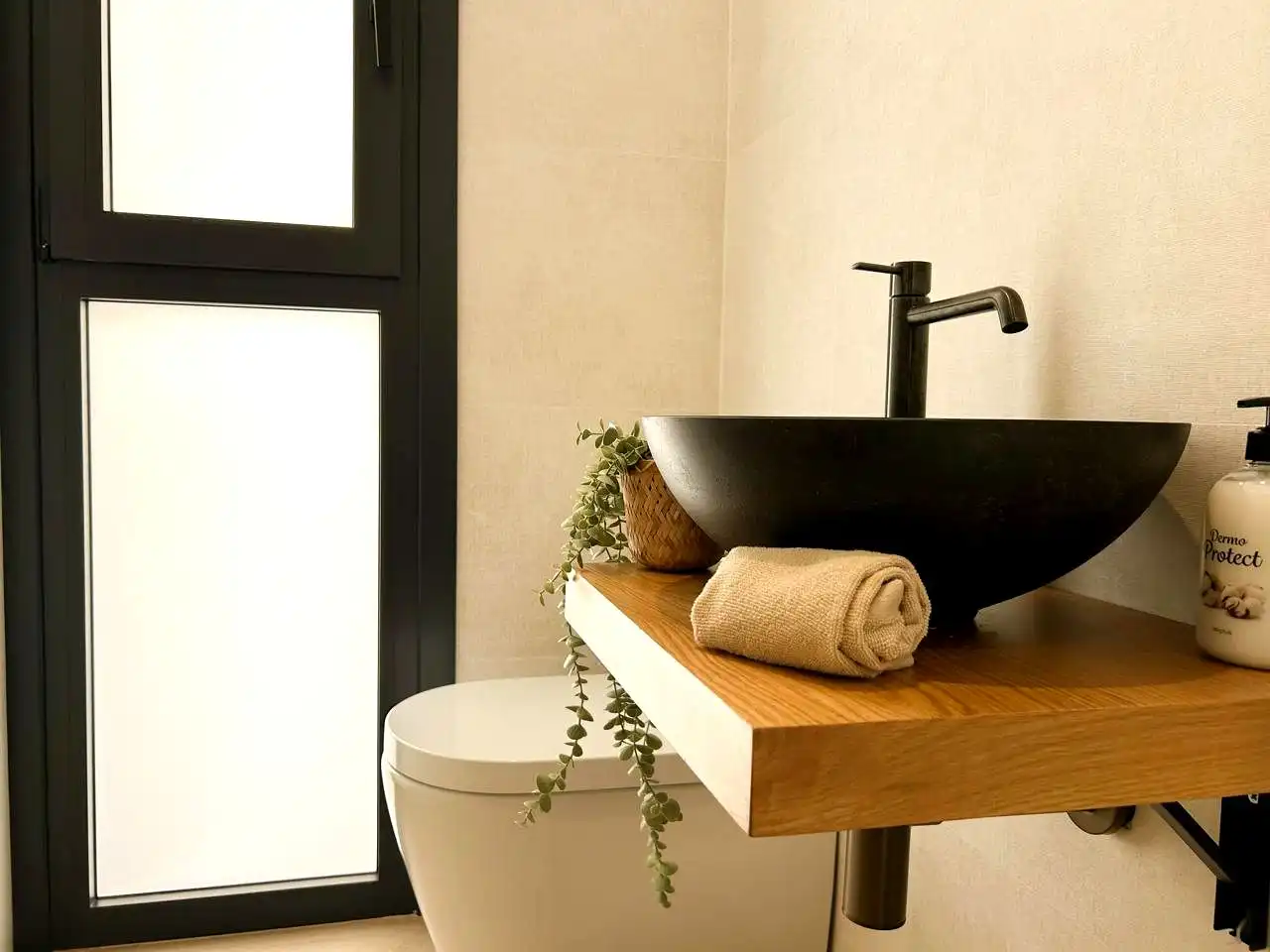 Bathroom of Detached homes for sale in Málaga  with Air Conditioner, Heating and Private garden