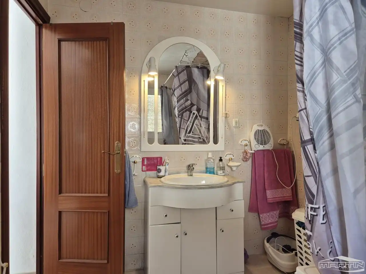 Baño de Piso en venta en Lucena con Terraza y Trastero