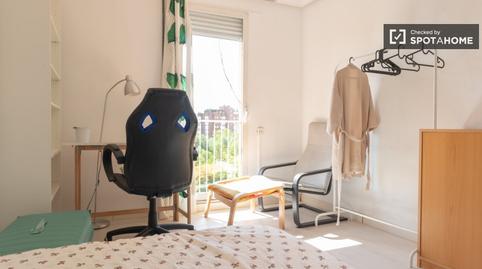 Foto 3 de Pis per a compartir a Lucero, Madrid